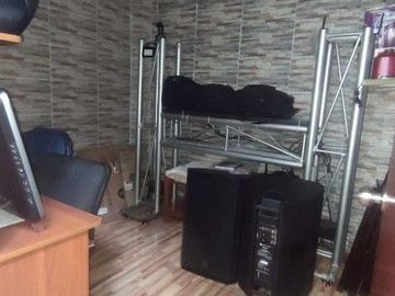 Venta de Casa de 3 Niveles Barrio Salvador Medellín