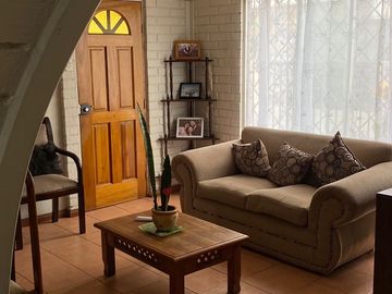 LINDA casa en Los Almendros, Sindempart, Coquimbo.