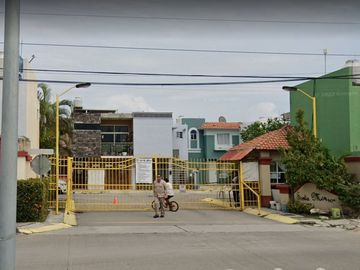 CASA EN VENTA, COL SANTA MONICA, CIUDAD DEL CARMEN, CAMPECHE -AG