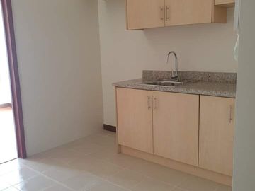 condominium in circuit palanan arnaiz san antonio pio del pillar