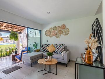 Casa en Venta con Alberca, 3 recamaras a 15 minutos de Cuernavaca en Xochitepec Morelos