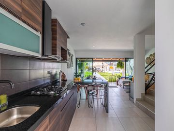 Casa en Venta con Alberca, 3 recamaras a 15 minutos de Cuernavaca en Xochitepec Morelos
