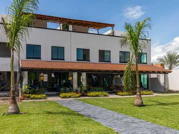 Casa en Venta con Alberca, 3 recamaras a 15 minutos de Cuernavaca en Xochitepec Morelos