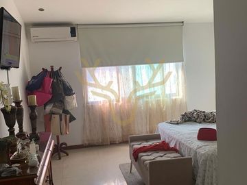 CASA EN VENTA EN SOLARES 4