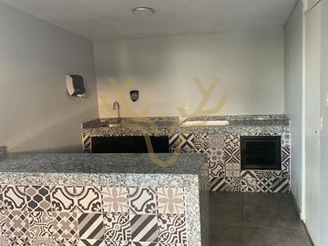 CASA EN VENTA EN SOLARES 4