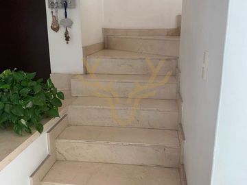 CASA EN VENTA EN SOLARES 4