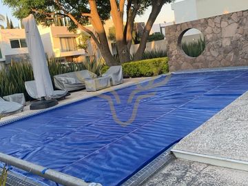 CASA EN VENTA EN SOLARES 4