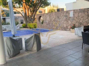 CASA EN VENTA EN SOLARES 4