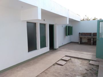 VENTA CASA 3 dormitorios en Barrio Jose Hernandez