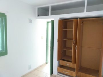 VENTA CASA 3 dormitorios en Barrio Jose Hernandez
