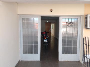 VENTA CASA 3 dormitorios en Barrio Jose Hernandez
