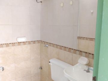 VENTA CASA 3 dormitorios en Barrio Jose Hernandez