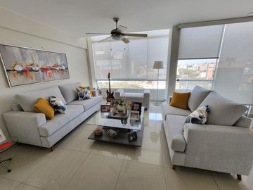 Oferta, Vendo Departamento Impecable Cerca a Parque!