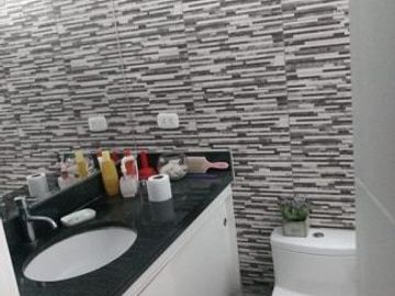 Oferta, Vendo Departamento Impecable Cerca a Parque!