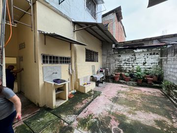En venta casa rentera en el centro de Guayaquil.