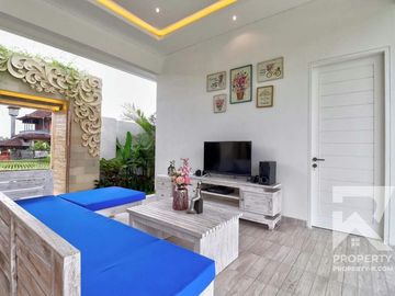 Spacous 3 Bedroom Villa with Ricefield View in Ubud Bali for Sale Leasehold