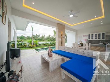 Spacous 3 Bedroom Villa with Ricefield View in Ubud Bali for Sale Leasehold