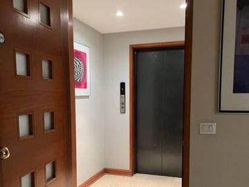 Vende Departamento Cuatro Dormitorios Estacionamientos