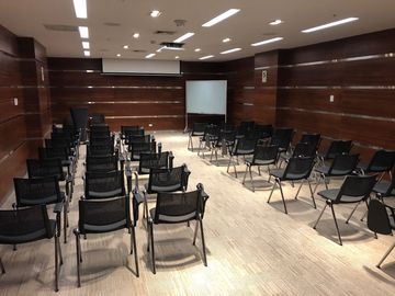 ALQUILER OFICINA PRIME 240 m2 EN LA MOLINA