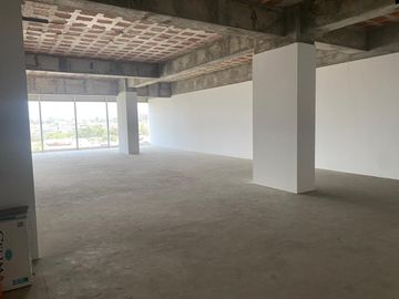 ALQUILER OFICINA PRIME 240 m2 EN LA MOLINA