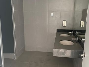 ALQUILER OFICINA PRIME 240 m2 EN LA MOLINA