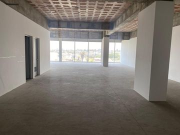 ALQUILER OFICINA PRIME 240 m2 EN LA MOLINA