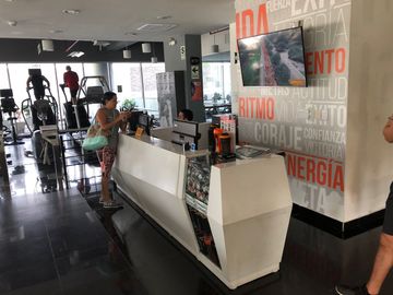 ALQUILER OFICINA PRIME 240 m2 EN LA MOLINA