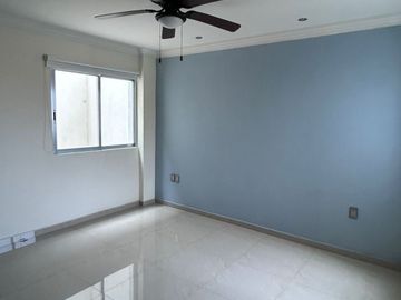 DEPARTAMENTO EN VENTA PLANTA BAJA PLAYAS DEL CONCHAL
