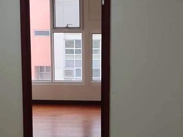 condo in makati paseo de roces rfo near salcedo legazpi village makati
