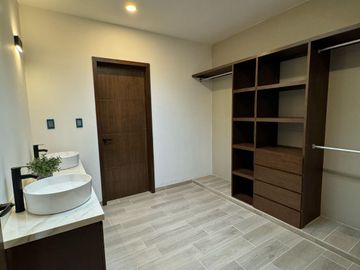 SE VENDE CSASA EN FRACCIONAMIENTO FRENTE AL MAR