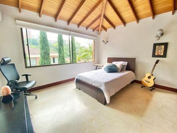 PR18618 Casa en arriendo en el sector Loma de los Benedictinos