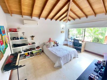PR18618 Casa en arriendo en el sector Loma de los Benedictinos