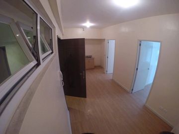 Peninsula Garden midtown homes 2 bedroom Ready for occupancy in Manila rent to own back of robinson otis Un Taft along quirino extension near ermita m