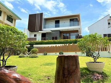 3 Level House with Roof Deck and Pool in Talisay City Cebu