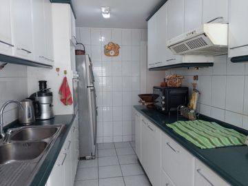 Venta de Departamento 2D - EST y BODG - Bosques de la Pirámide