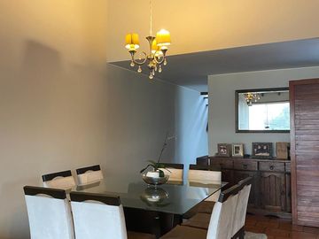 AMPLIO DÚPLEX EN VALLE HERMOSO