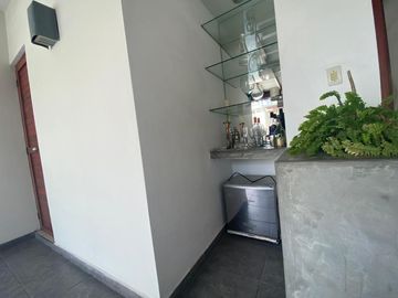 AMPLIO DÚPLEX EN VALLE HERMOSO