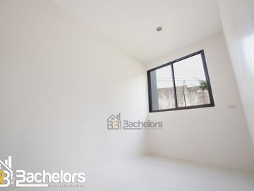 LA ALMIRAH CREST - LUNAH - 2 STOREY SINGLE ATTACHED RFO