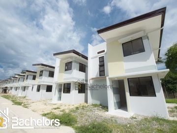 LA ALMIRAH CREST - LUNAH - 2 STOREY SINGLE ATTACHED RFO