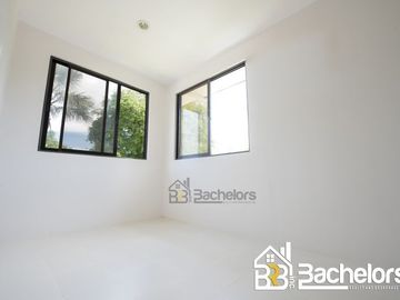 LA ALMIRAH CREST - LUNAH - 2 STOREY SINGLE ATTACHED RFO