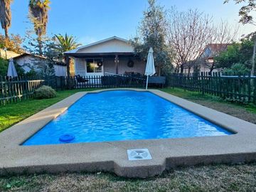 Olmué, Casa Quinta, 4 dormitorios, piscina, 752 m2