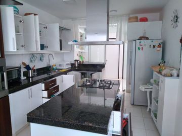 GUSTAS DEL CAMPO Y MAR!! LINDA Y AMPLIA CASA EN CONDOMINIO DE CHOCAYA