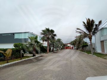 GUSTAS DEL CAMPO Y MAR!! LINDA Y AMPLIA CASA EN CONDOMINIO DE CHOCAYA