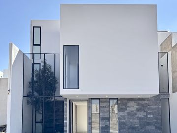 CASA EN PREVENTA RESIDENCIAL LA CARTUJA PACHUCA, RECÁMARA EN PLANTA BAJA, 200 M2 DE TERRENO, ELIGE ACABADOS
