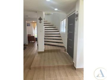 CASA -FINCA CON 760 MTS TERRENO EN HUEHUETOCA 3 RECAMARAS