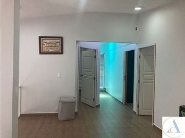 CASA -FINCA CON 760 MTS TERRENO EN HUEHUETOCA 3 RECAMARAS