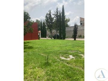 CASA -FINCA CON 760 MTS TERRENO EN HUEHUETOCA 3 RECAMARAS