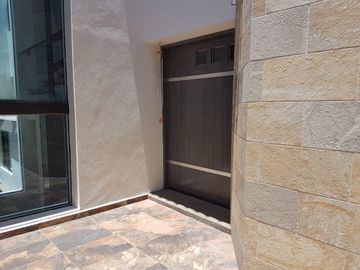 VENTA CASA CLUB VALLE ESCONDIDO