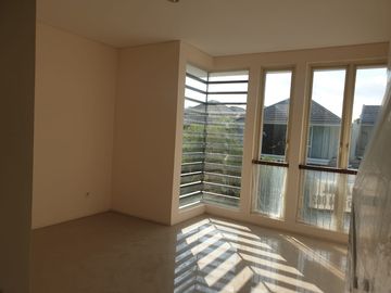 Rumah Citraland Surabaya Greenhill TERMURAHHHH POL NEGO