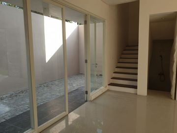 Rumah Citraland Surabaya Greenhill TERMURAHHHH POL NEGO